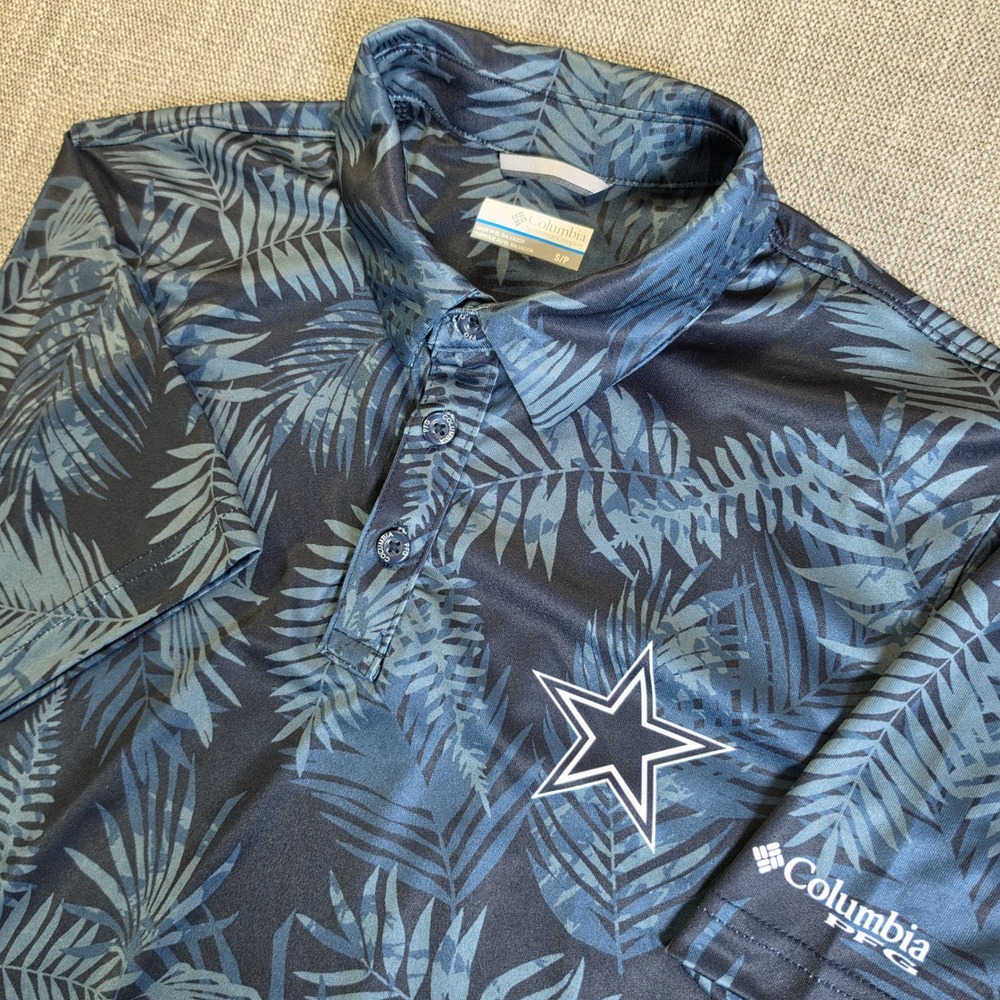 Columbia Polo Mens Sm Blue Dallas Cowboys PFG Tropical Palm Leaf Print XM2622